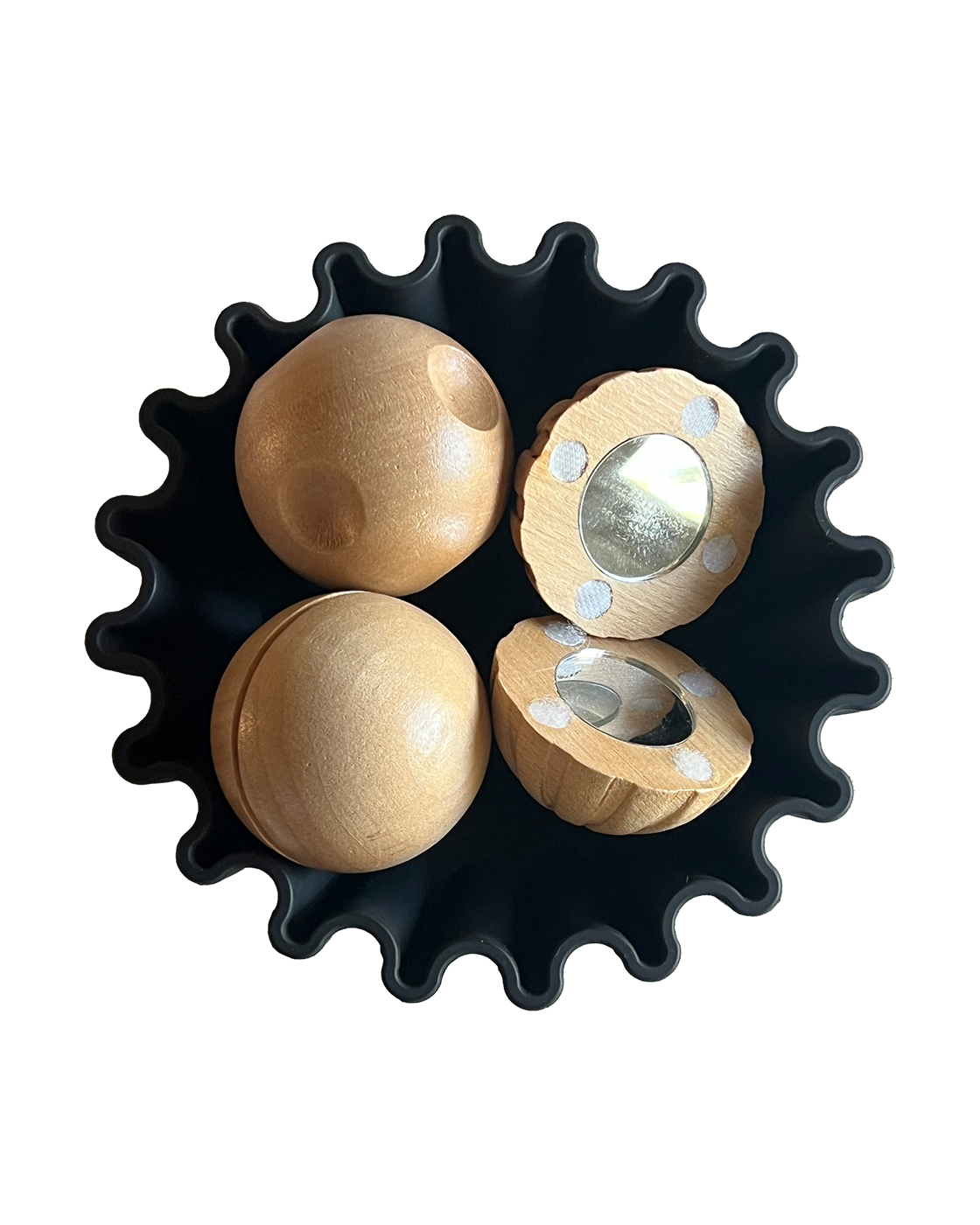 SCALLOPED RATTLE BOWL + WOODEN SENSORY BALLS SET